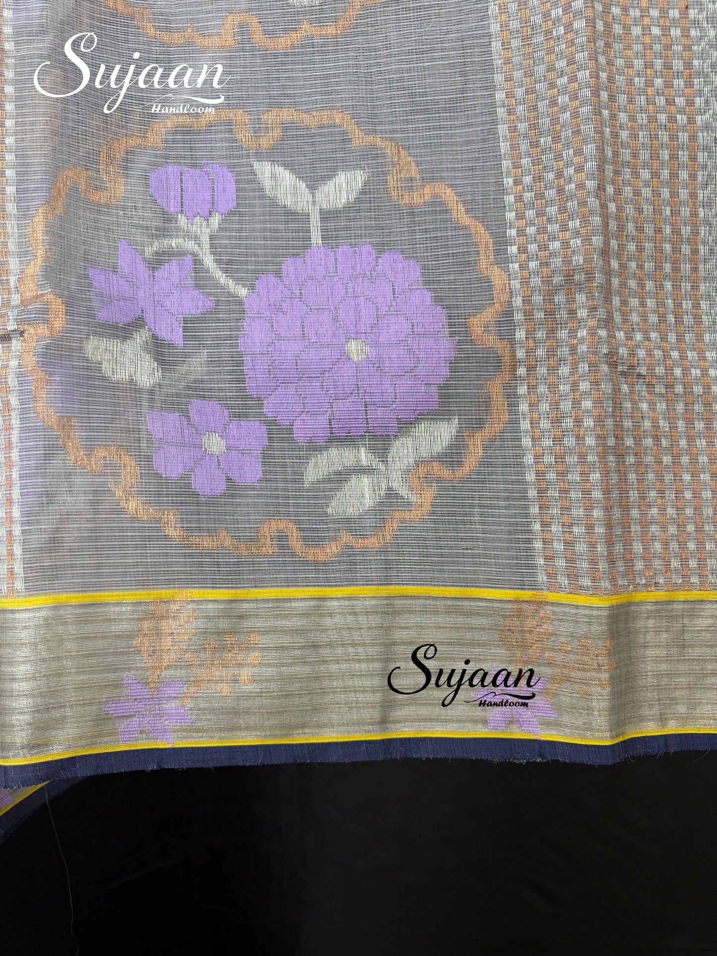 Close up View: Saree with Lavender Floral Jaal