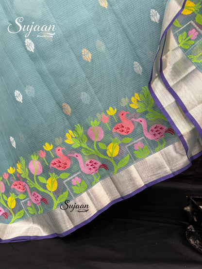 Border View: Unique Motif Saree
