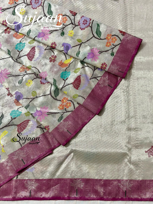 Border View: Bird Motif Saree