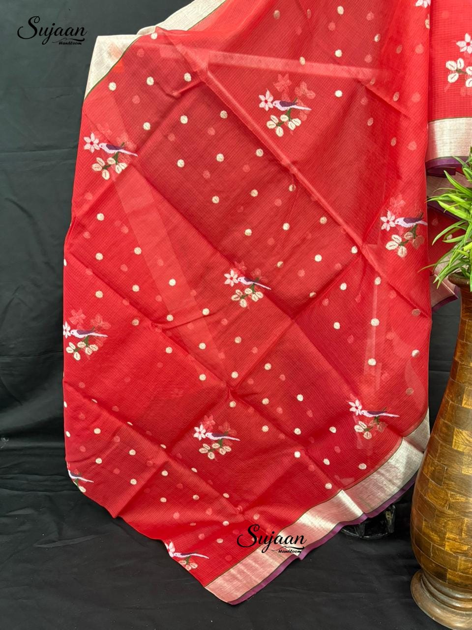 Border View: Saree with Bird Motifs & Royal Blue Blouse