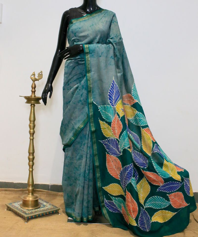 Vibrant Multi-Color Leaf Motif Pallu